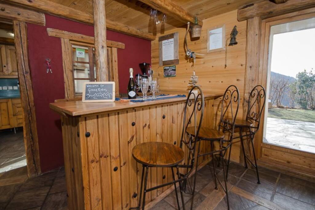 Chalet Paisible Montagne Avec Option Jacuzzi